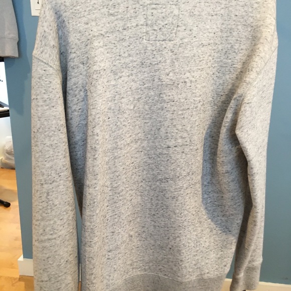 Hollister Grey Crewneck - Picture 4 of 5
